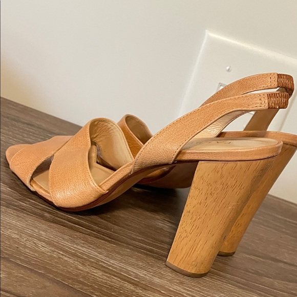 Talbots Millie Straps Sandals Block Heel Napa Leather Havana Tan Women Size 9 - Picture 4 of 10